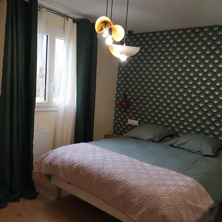 La Cachette D'anne-charlotte Casa de Férias