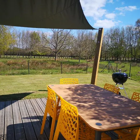 La Cachette D'anne-charlotte * Fourneville