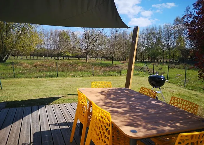 La Cachette D'anne-charlotte * Fourneville