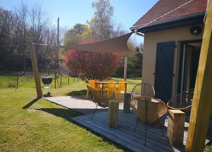 La Cachette D'anne-charlotte * Fourneville